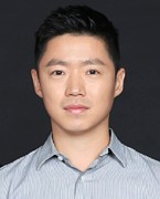 [기자의 눈]이정희 유한 대표의 통 큰 결정