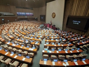 민주, 예결위원장에 정성호…본회의서 11개 위원장 선출