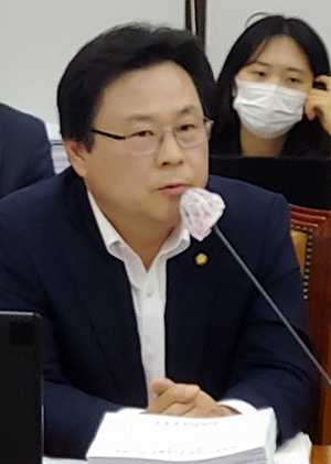 야당도 의료기관 '코로나 선지급금' 정산 연기법 추진