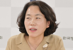 "전문약사 법제화까지 10년 걸렸다…3년후 기대"