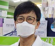 "한방상담 고객이 효자…코로나도 문제 없지요"