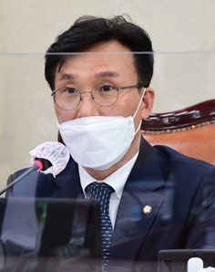 국산 아토피신약 '유토마', 허위자료로 식약처 심사 통과 