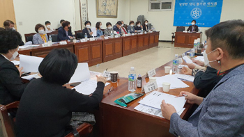 "고성에 주취소란까지"…서울 분회장협의회서 무슨 일이?