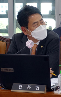 서울 건보 직장가입자, 납부 보험료 보다 혜택 적어