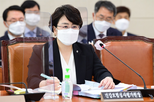 비급여 진료비 천차만별…김선민 "관리·감독 진행"