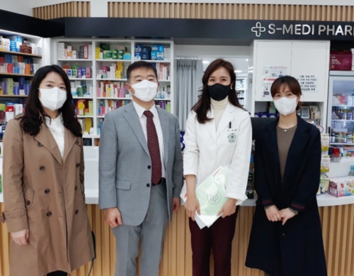 강서구약, 개설약국 방문해 간식·마통 자료 전달