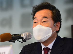 GC녹십자 찾은 이낙연 "코로나 혈장치료제 기대 크다"