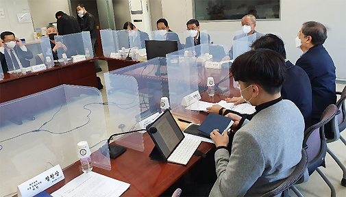 의료계 범투위 "내년 의사 2700명 미배출, 정부 책임"