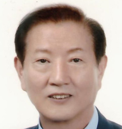 외교부 파격인사...라오스대사 임명된 임무홍 약사