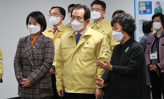 정세균 총리 "코로나 현장에 뛰어든 간호사 진정한 영웅"