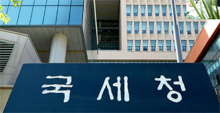 약국 등 사업자, 부가세 납부 한달 연장...내달 25일까지