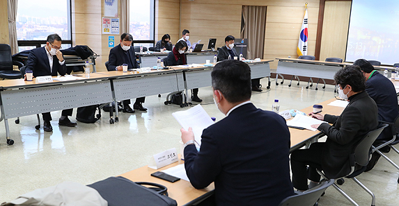 의료계, 외래진찰료·노인정액제 개편 등 정부에 제안