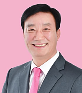 야당, 동물진료 표준화 등 '수의사 규제법안' 추가 발의