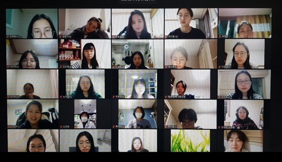 숙명약대 개국동문회, 후배들에 학술·경영 강의 제공 