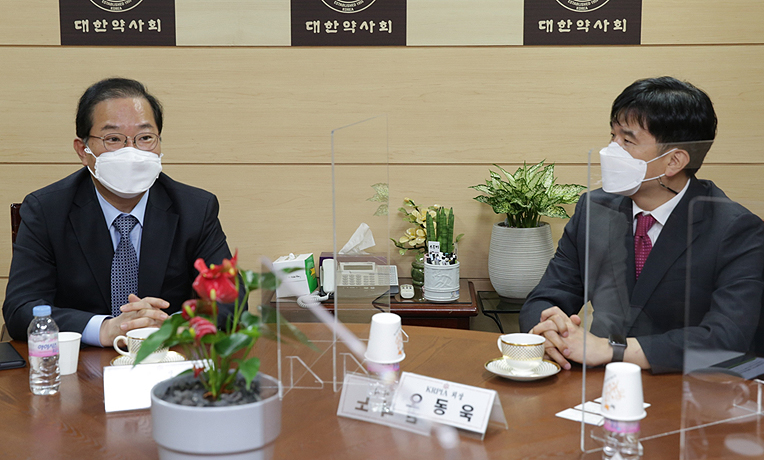 약사회, KRPIA에 약국 불용재고약 협조 당부