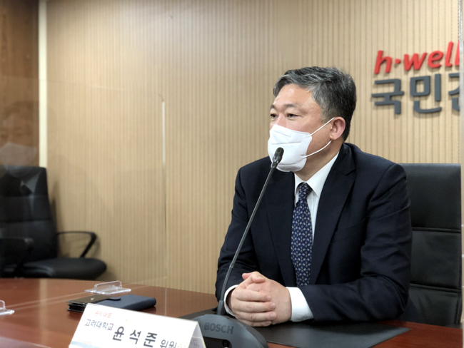 수가 재정 '키' 쥔 윤석준 위원장 "예년과 다른 비상시국"