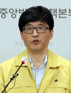 경구 코로나약, 90만원 논란…정부 "주사제 대비 효율"