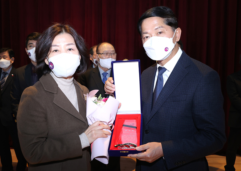 사회공헌활동 앞장선 고양시약, 시장 감사패 수상