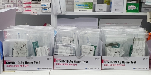 장동석 약준모 회장 "취약계층 위해 검사키트 300개 기부"