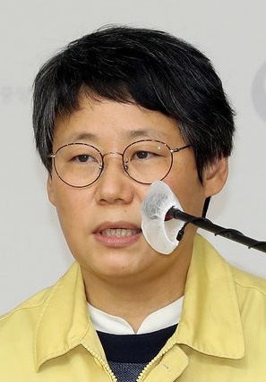 25일부터 코로나 '2급 감염병'…"대면진료 정상화 속도"